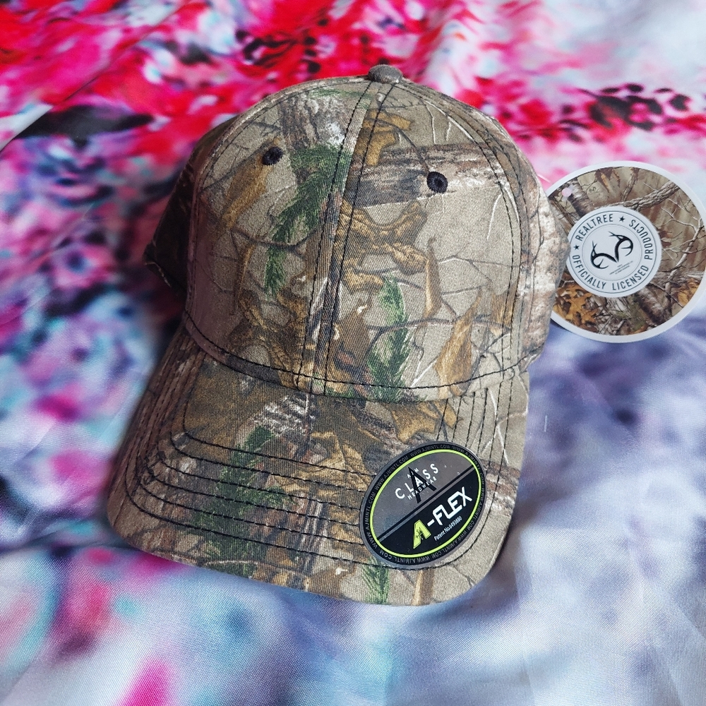 Realtree Camo Hat Flex Elastic Fit NWT